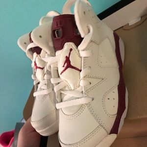 Kids never worn authentic Jordan’s size 11